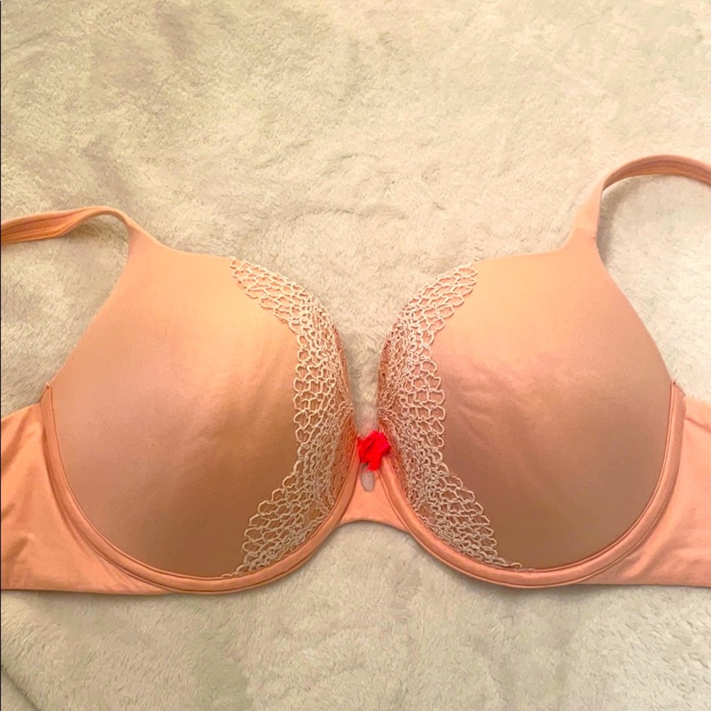 Light pink bra